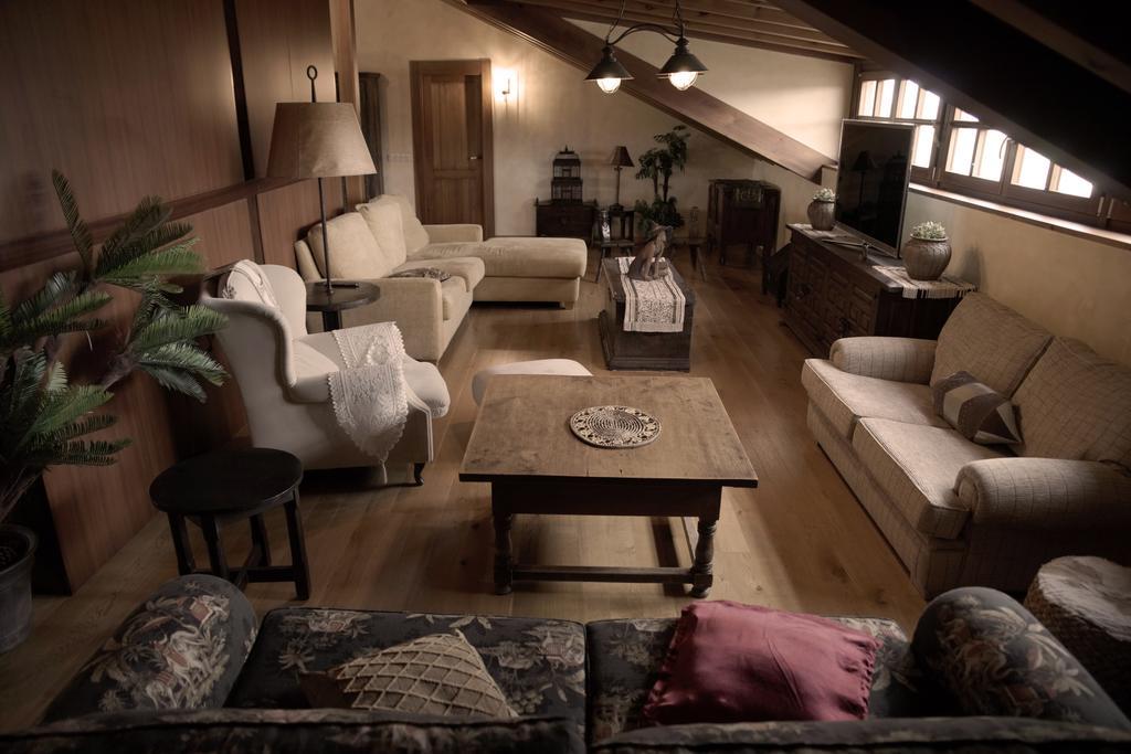 Almenara de Tormes La Casona Del Tormesヴィラ エクステリア 写真