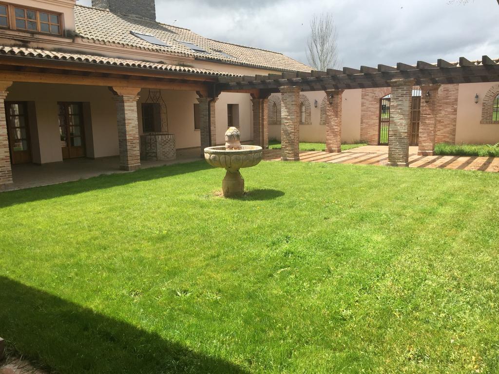 Almenara de Tormes La Casona Del Tormesヴィラ エクステリア 写真