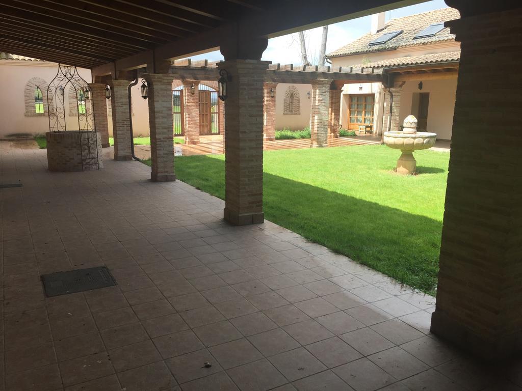 Almenara de Tormes La Casona Del Tormesヴィラ エクステリア 写真