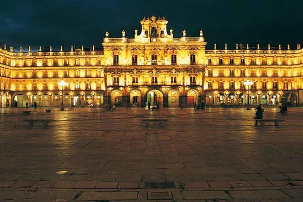 Almenara de Tormes La Casona Del Tormesヴィラ エクステリア 写真